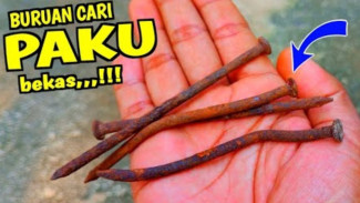 Fitting Lampu Cuma dari Paku dan Kayu? Hasilnya Nyala Beneran, Wajib Dicoba di Rumah!