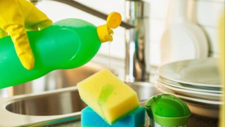 Tips Agar Sabun Cuci Piring Cair Lebih Ampuh Hilangkan Noda Kecap dan Minyak, Perabotan Jadi Kinclong dan Kesat!