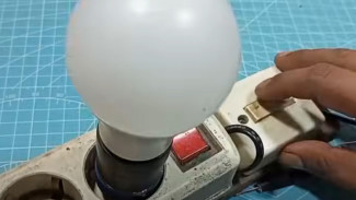 Sulap Kabel Antena Bekas Jadi Alat Cek Lampu LED, Bisa Bantu Hidupkan Lampu Mati Lagi!