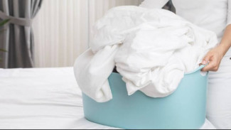 Rahasia Mencuci Sprei Bisa Cepat Bersih Tanpa Capek, Mudah dan Simple!