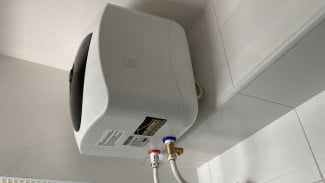 Review Water Heater Modena S10U: Hemat Listrik, Muat Banyak!