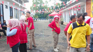 Gelak Tawa ASN Pemda Subang Saat Ikuti Lomba Hari Kemerdekaan RI, Tumbuhkan Kekompakan dan Jiwa Nasionalisme!