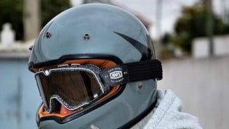 5 Rekomendasi Helm Full Face Keren Harga di Bawah Rp1 Juta, Murah Meriah!