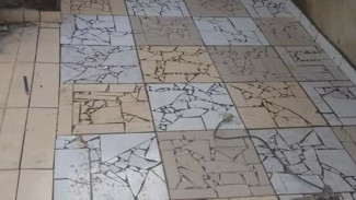 Cara Memperbaiki Keramik atau Granit yang Retak, Pecah, atau Meletus