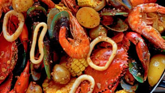 Auto Ngiler! 10 Tempat Makan di Pangandaran Ini Bikin Liburan Makin Nendang!