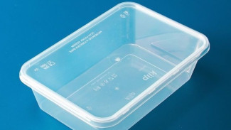 5 Tips Sederhana Bersihkan Wadah Plastik Berminyak Hanya dalam Satu Kali Sentuhan!