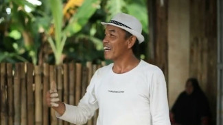 Haji Kastono, Sosok Kreatif di Purwakarta yang Ubah Sampah Organik Pasar Jadi Pakan Ikan dan Ayam