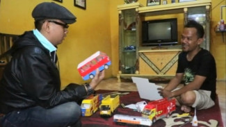 Sosok Kang Jaye, Ahli Bikin Mainan dari Pipa PVC Asal Purwakarta