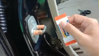 Cara Murah Mengatasi Bunyi Keras Saat Menutup Pintu Mobil