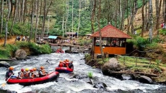 Serunya Rafting di Situ Cileunca, Pangalengan Bandung