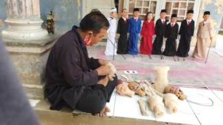 Seniman Sukamaju Subang Lestarikan Wayang Karakter hingga ke Mancanegara