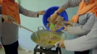 Desa Cidadap Subang Kembangkan Abon Lele Lewat BUMDes