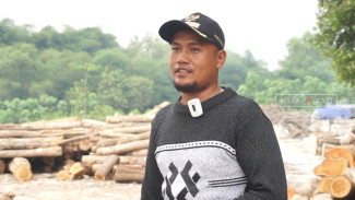Kisah Inspiratif Haji Emin Saifudin, Pengusaha Mebel dari Karawang: Jurus Jitu Hadapi Tantangan dan Mengatur Waktu