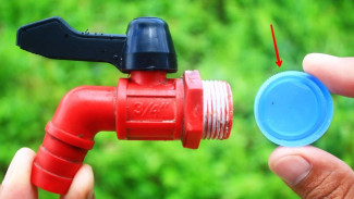 Tips Memperbaiki Kran Bocor Cuma Pakai Tutup Botol, Langsung Rapat Seperti Baru