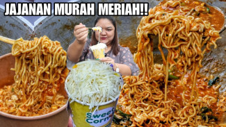 Jajanan Fantastis di Depan Plaza Indonesia, Dari Jasuke Mozarella Meleleh Sampai Es Coklat Murah Meriah