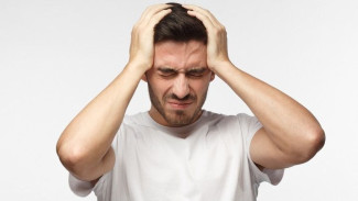 Sakit Kepala? Jangan Buru-buru Minum Obat, Ini Minyak Herbal Alami Ampuh Redakan Pusing