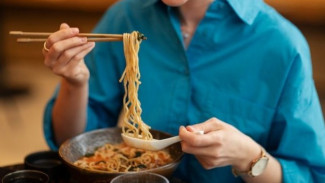 Terjawab Sudah! Begini Alasan Kenapa Sering Ngantuk Setelah Makan