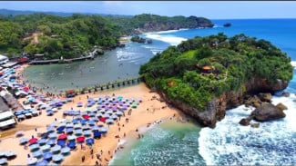 13 Pantai Jogja Paling Cantik 2025! Ada yang Serasa Bali & Maldives, Nomor 10 Bikin Takjub