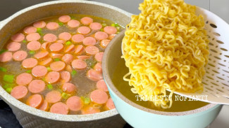Mie Instan Murah Disulap Jadi Jajanan Kekinian, Modal Receh Tapi Untungnya Bikin Melongo