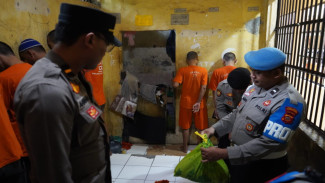 Pengecekan Rutin Tahanan di Polres Purwakarta, Pastikan Keamanan dan Kondisi Tetap Kondusif