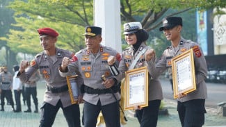 img_title