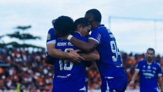 Persib Bungkam Persija, Adam Alis Bersinar dan Maung Bandung Makin Dekat Juara