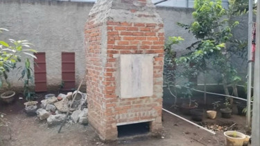 Insinerator sampah mini