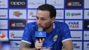 Persib menargetkan kemenangan penting saat menghadapi Bhayangkara FC demi menjaga peluang juara.