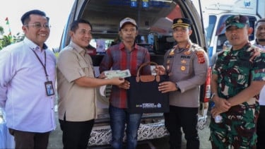 Kapolres Karawang saat meninjau pelaksanaan Gebyar PATEN 2026 di Kecamatan Cibuaya bersama unsur pemerintah dan masyarakat.