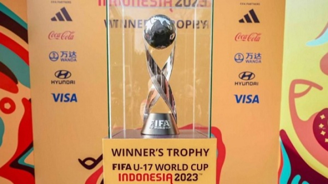 Trophy Piala Dunia U-17