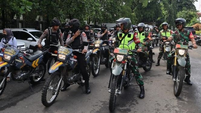 Patroli Gabungan TNI-Polri di Kabupaten Purwakarta