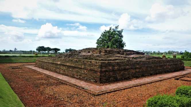 Candi Jiwa Karawang