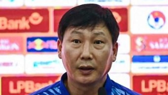 Pelatih Vietnam, Kim Sang-sik