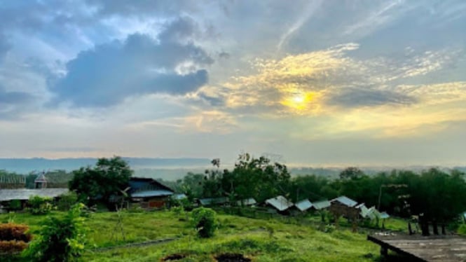 Bukit Katumbiri Purwakarta