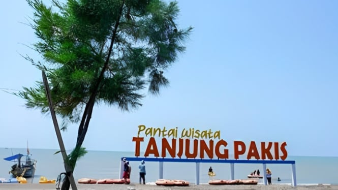 Pantai Tanjung Pakis, Karawang