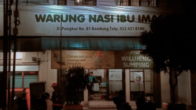 Warung Nasi Bu Imas Bandung.