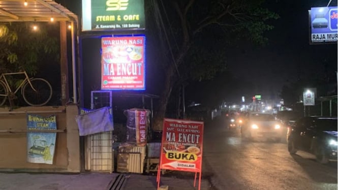 Sate dan Gulai Kambing Ma Encut Subang