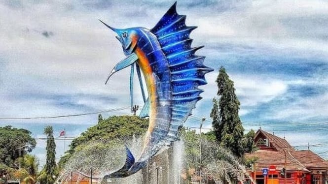 Tugu Ikan Marlin, Pangandaran