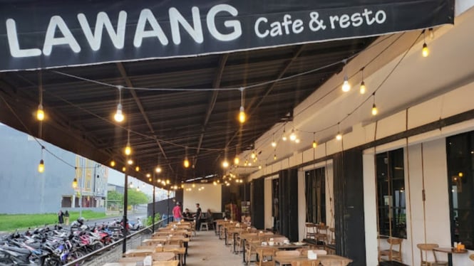 Lawang Cafe and Resto Karawang