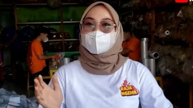 Nadine Fatia pengusaha camilan asal Bandung