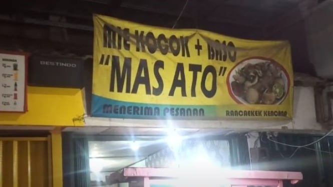 Mas Ato, Penjual Mie Kocok