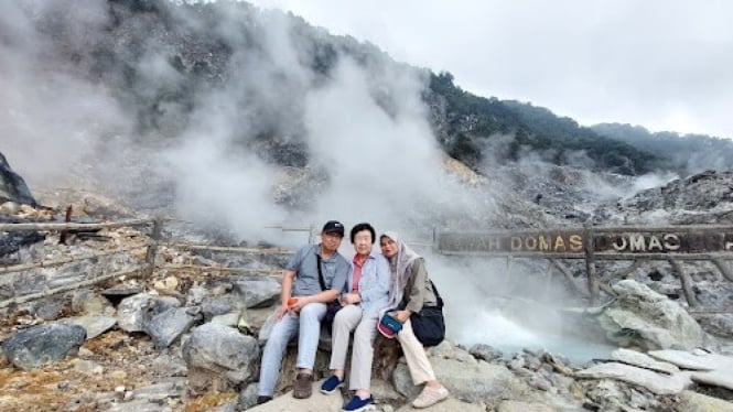 Kawah Domas Tangkuban Perahu