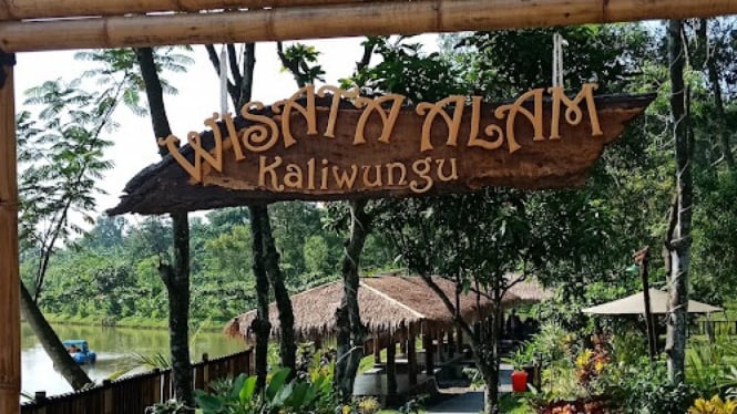 Wisata Alam Kaliwungu Karawang