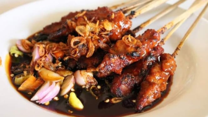 Sate Madura Pak Hasan Karawang