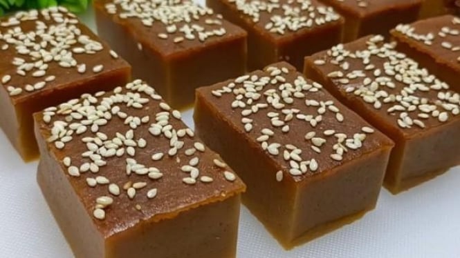 Kue Gula Aren Wijen Panggang