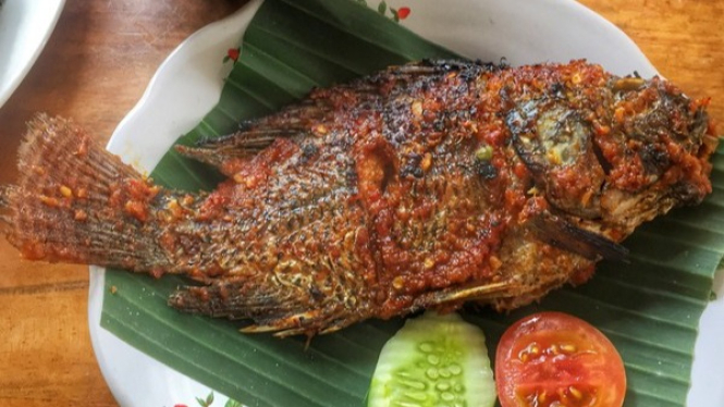 Ikan Tawar Bakar Cabe