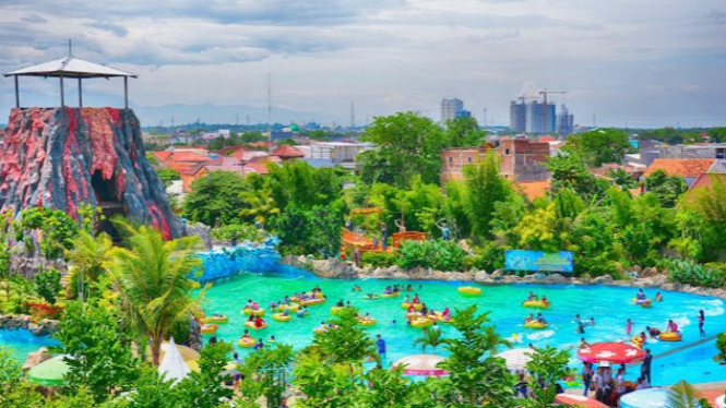 Wondarland Adventure Waterpark Karawang.