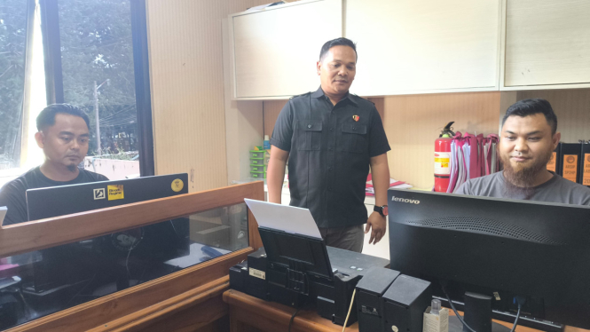 Anggota Satnarkoba Polres Subang