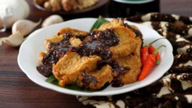 Tempe Penyet Sambal Petis