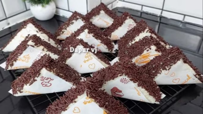 Ide jualan takjil puasa terbar roti sandwich cokelat keju